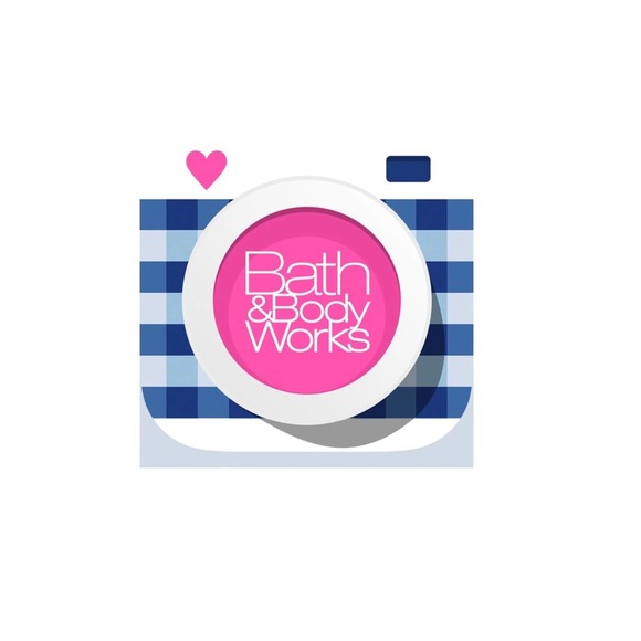 The Frugal Socialite Mystery Cosmetic Box Small (4 items) - Picture 5 of 9